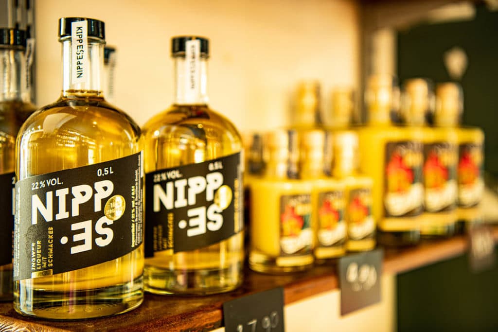 Kipp es, nipp es: Ingwerlikör aus dem Veedel